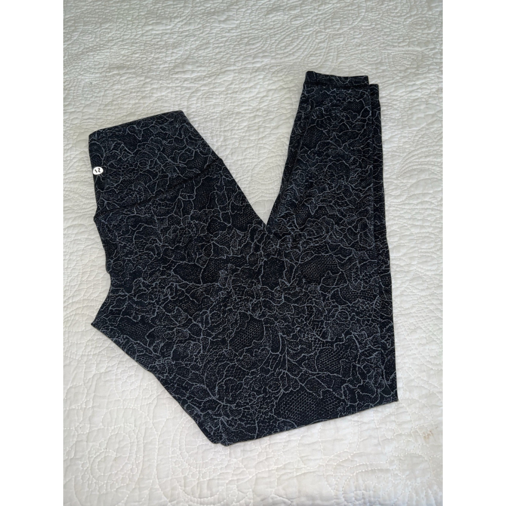 LULULEMON ALIGN HIGH RISE FULL LENGTH 28” LACESCAPE DARK CAST BLACK SIZE 4 - Picture 6 of 11